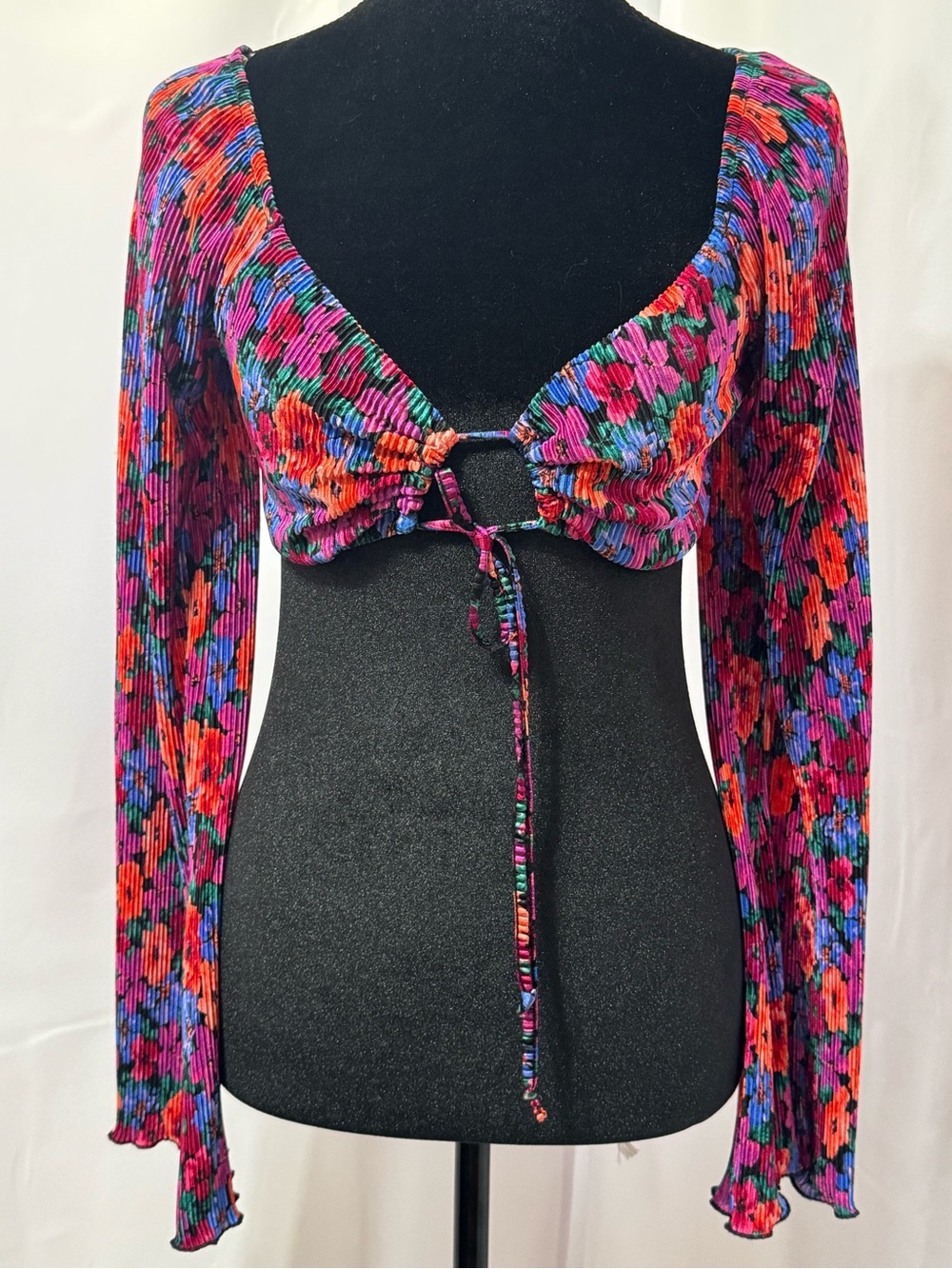 Wild Fable Plissé Micro Pleat Tie Front Crop Top Rave Festival Floral Y2K XXS